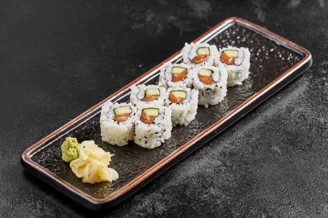 Salmon Roll