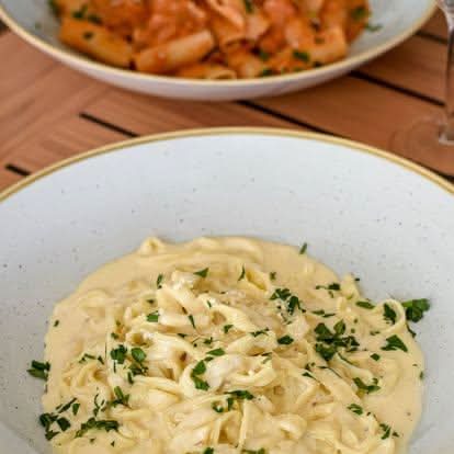 FETTUCCINE ALFREDO