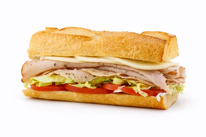 Cracked Pepper Turkey Sandwich*