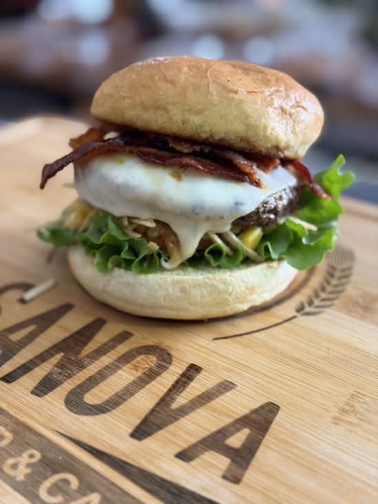 X-Bacon Burger