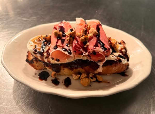 Buratta Toast