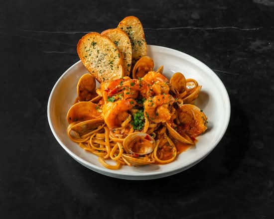 Shrimp & Clams Linguine