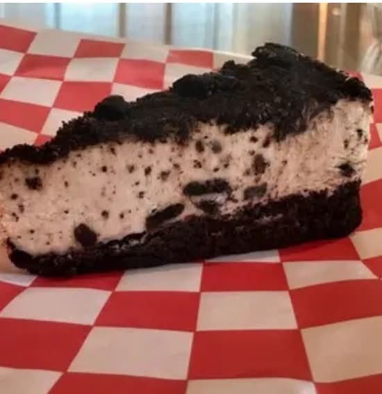 Oreo Mousse Cake