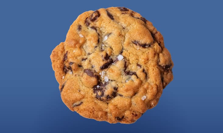 CHOCOLATE CHIP COOKIE