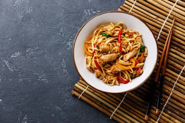 2 Egg Noodles Value meal - 16 oz