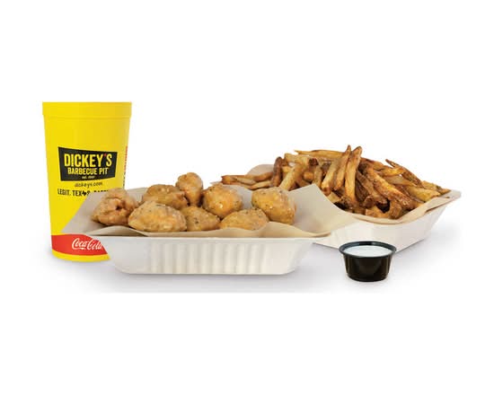8 Piece Wing Combo