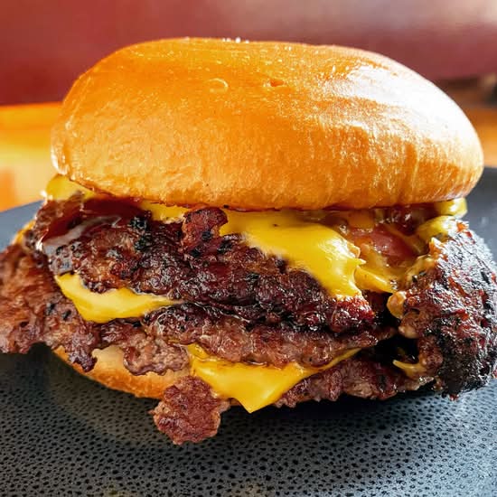 Bacon Smash Cheeseburger