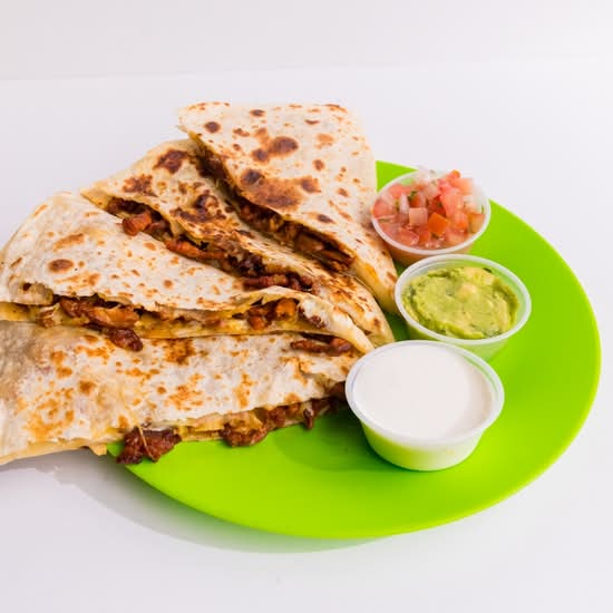 AL PASTOR QUESADILLA