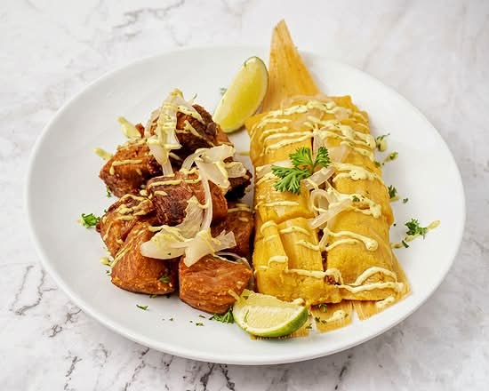 TAMAL CON MASITAS
