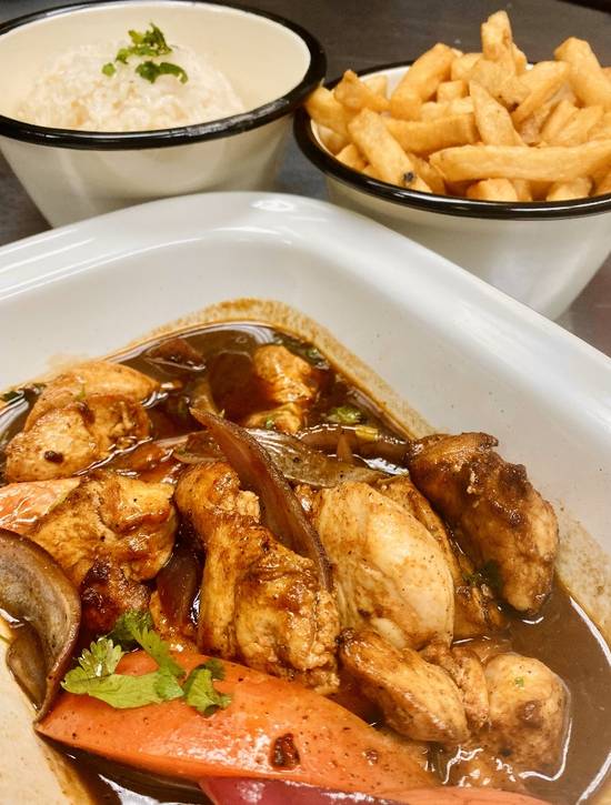 Pollo Saltado