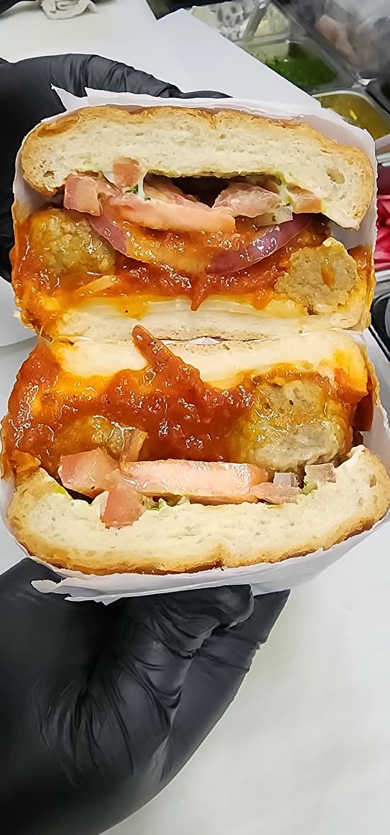 HALAL MEAT BALLS SUB
