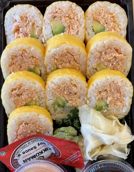 Cooked Salmon Roll
