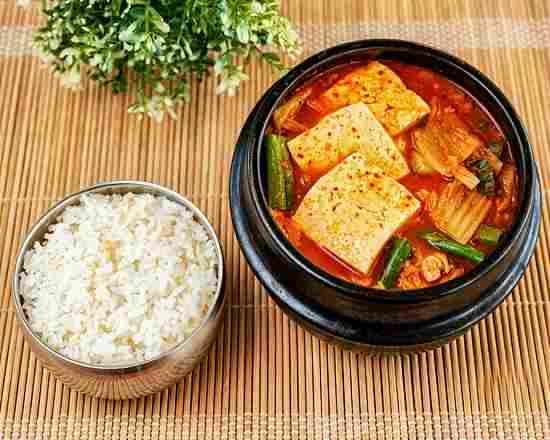 35.Kimchi Stew