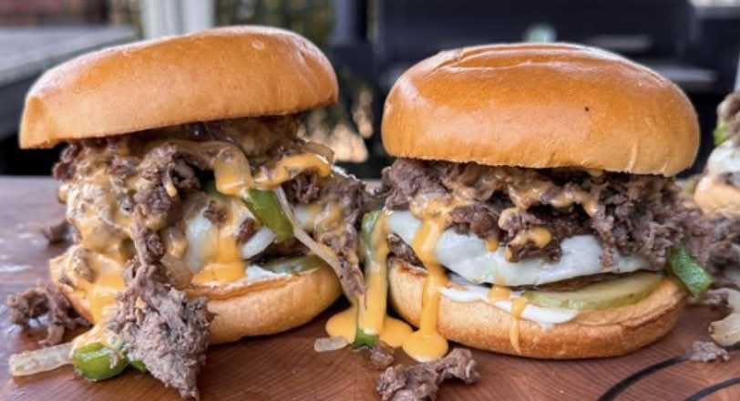 Cheeseburger w/ Fries Combo
