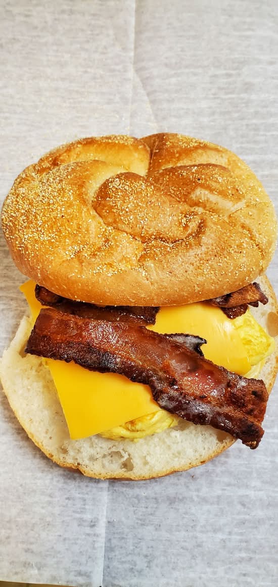 2 Eggs on a Bagel