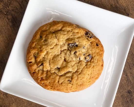 Chocolate Chip Cookie