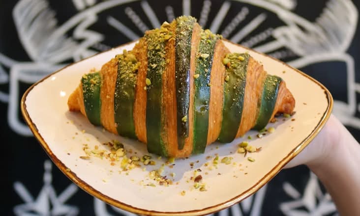 Pistachio Croissant