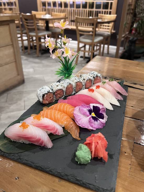 Sushi Deluxe