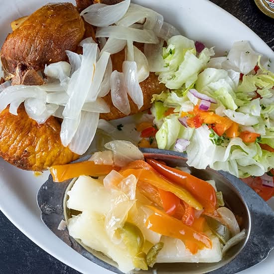 Chuletas de Cerdo / Pork Chops