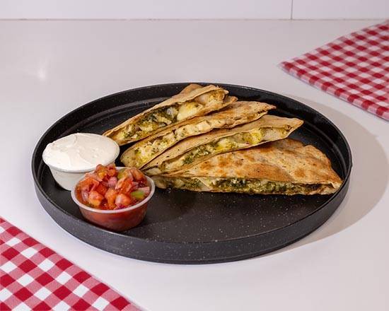 Quesadilla Pesto