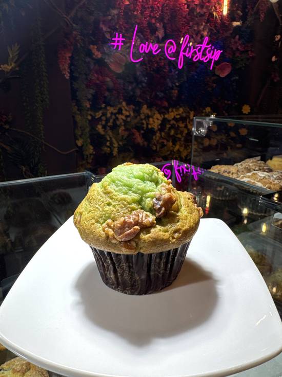 Pistachio Muffin