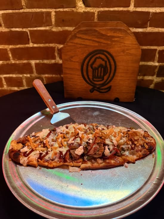 PULLED PORK FLATBREAD