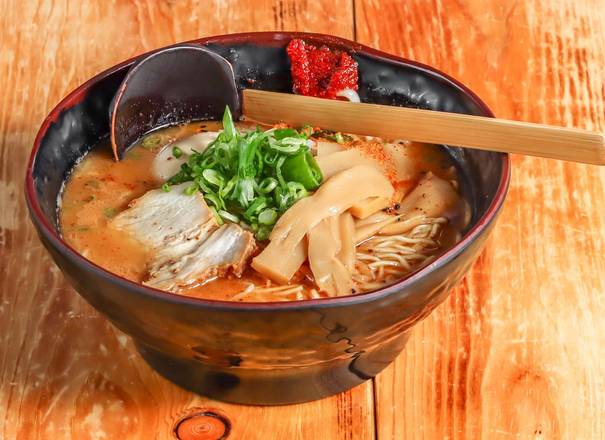 Spicy Garlic Pork Broth Ramen