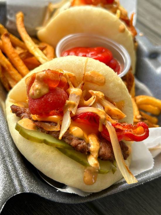 Bacon smashed bao