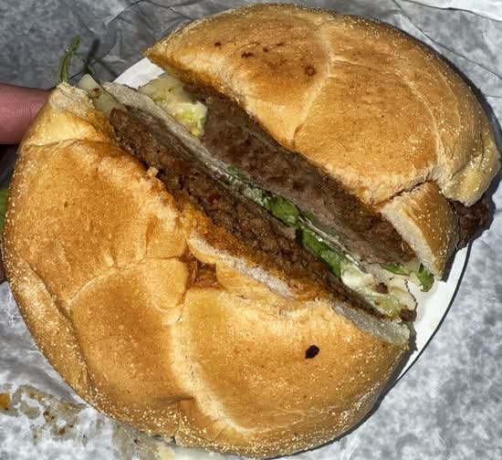 Large Roll Burger (6in)