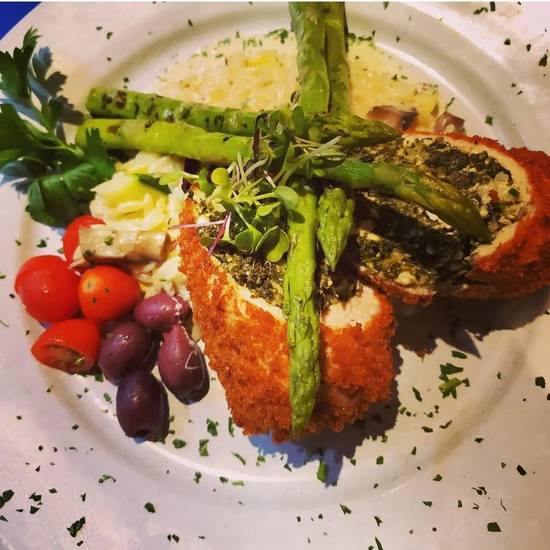 ARMANDO'S STUFFED BREADED CHICKEN