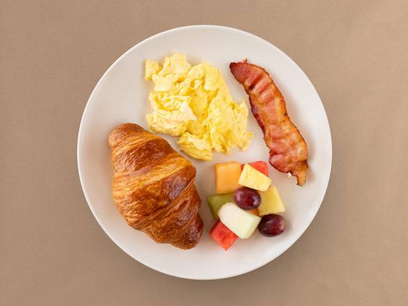 Kids Scrambled Eggs with Bacon