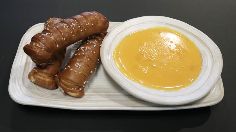 Cheddar Cheese Beer Dip