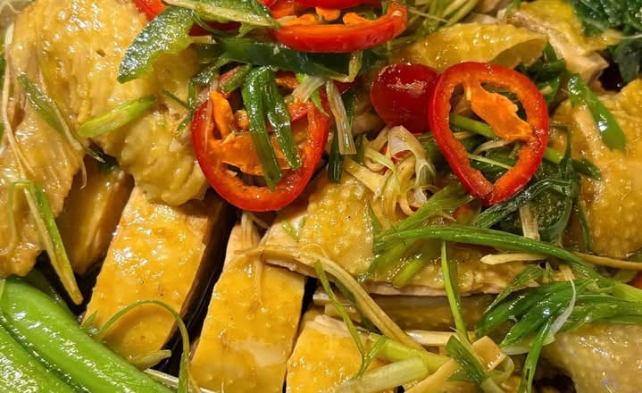 Ginger Scallion Chicken 1/2