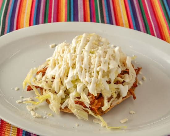Tinga De Pollo / Shredded Chicken Tostadas