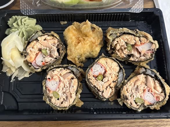 Salmon Tempura Roll
