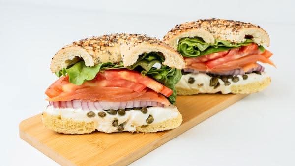 NOVA & CREAM CHEESE SANDWICH