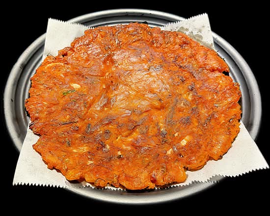 FIRE SEARED KIMCHI PANCAKE / 김치전