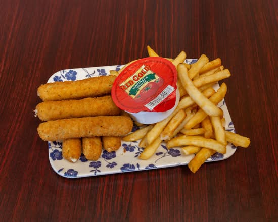 6 Cheese Sticks W/ Fries & Soda