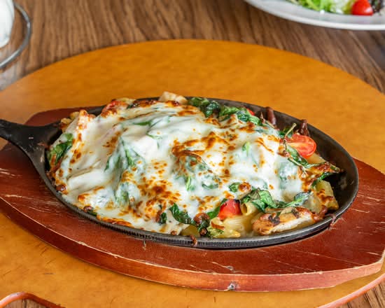 Chicken Alfredo Max