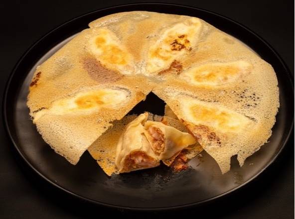 P3.Yellow Chive & Shrimp & Pork Pan Fried Dumpling(6)