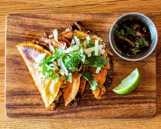 Birria Taco Trio