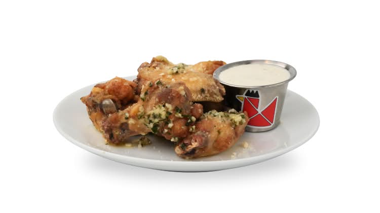 12 Garlic Parm Wings*