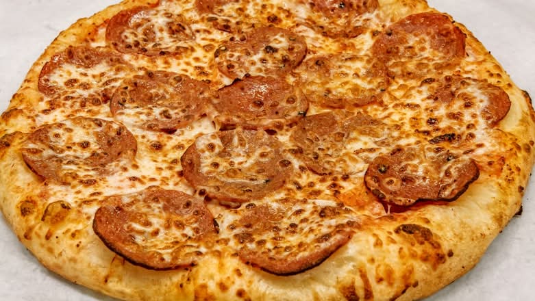 Halal Pepperoni Pizza