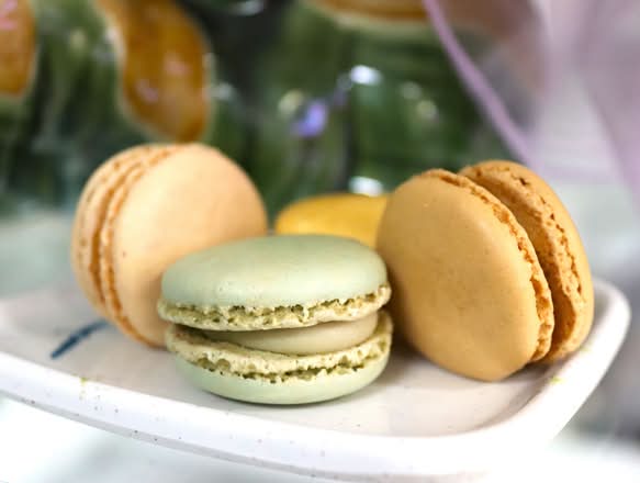 Macarons (3pk)