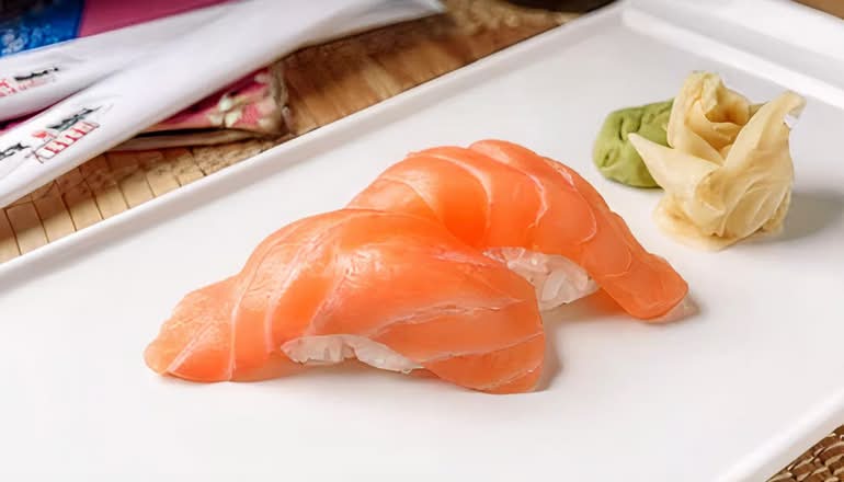 Fresh Salmon Nigiri