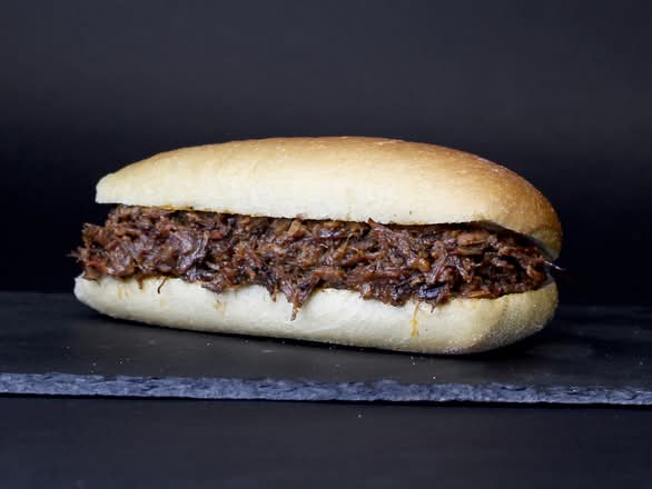 JUNIOR SHREDDED BRISKET.