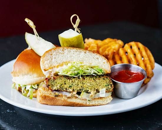 Falafel Burger