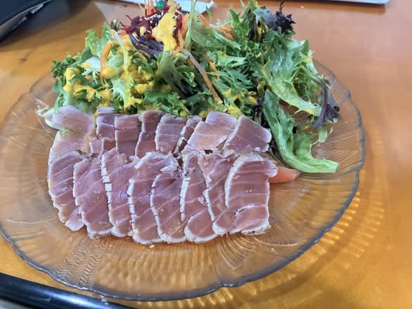 Seared Tuna Salad