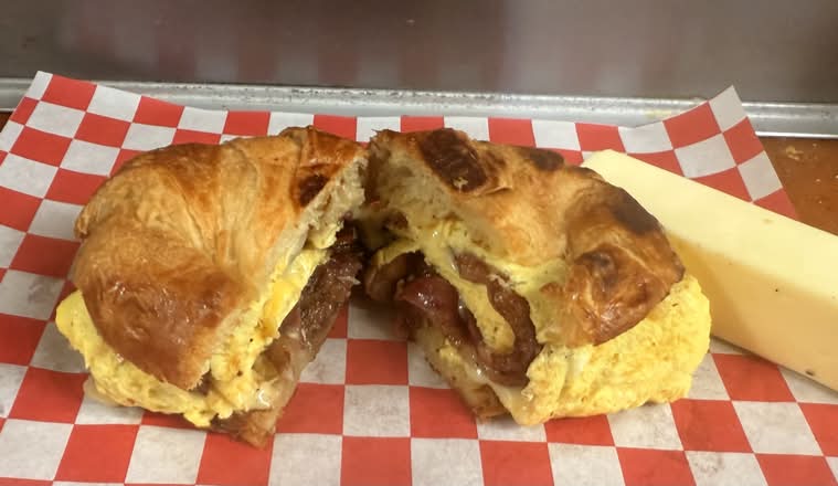 Beef Bacon, Egg & Cheese