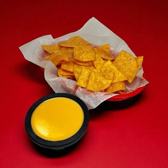 Chips & Queso